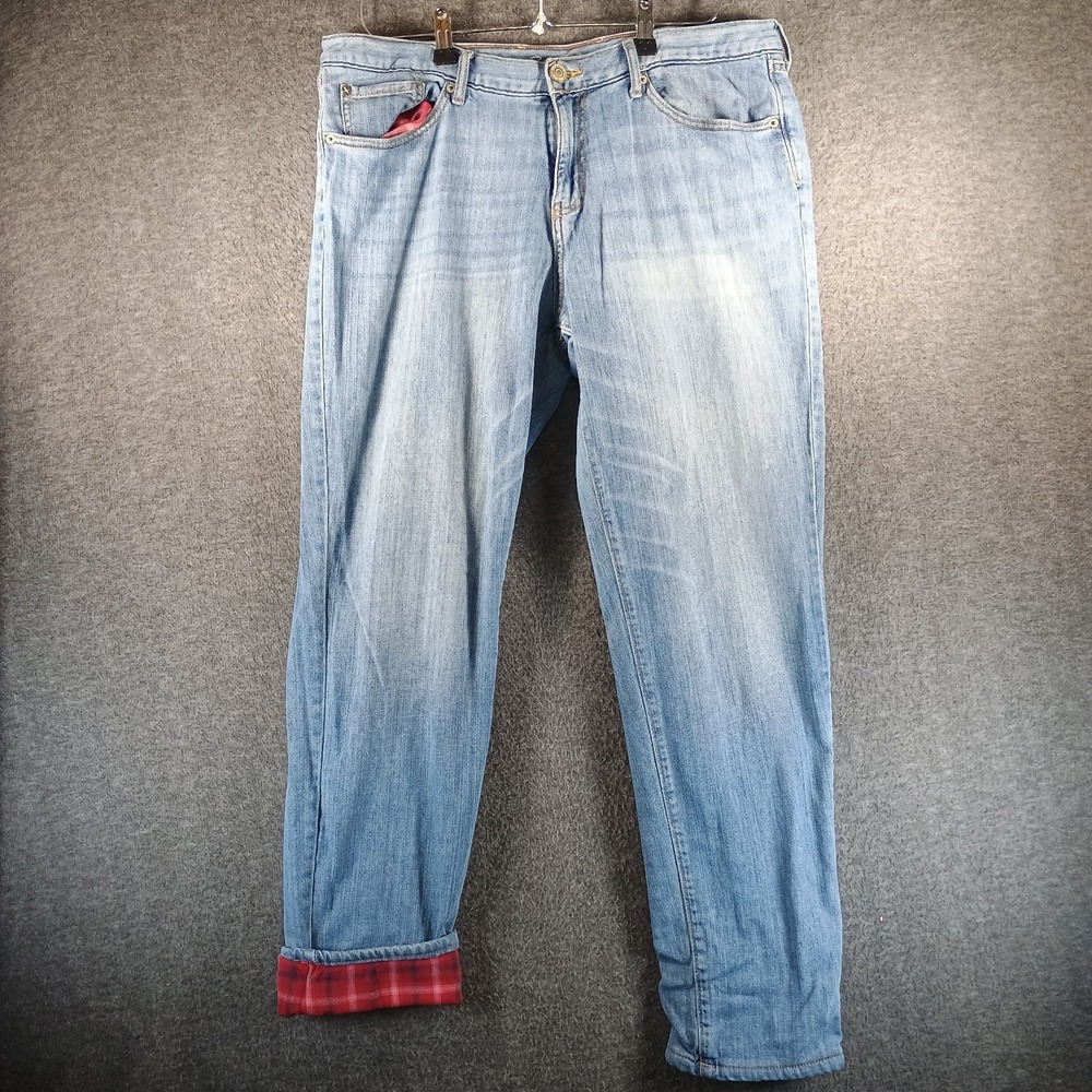 Eddie Bauer Jeans Women 36x28 Flannel Lined Lumberjack Boyfriend Cut Light Wash